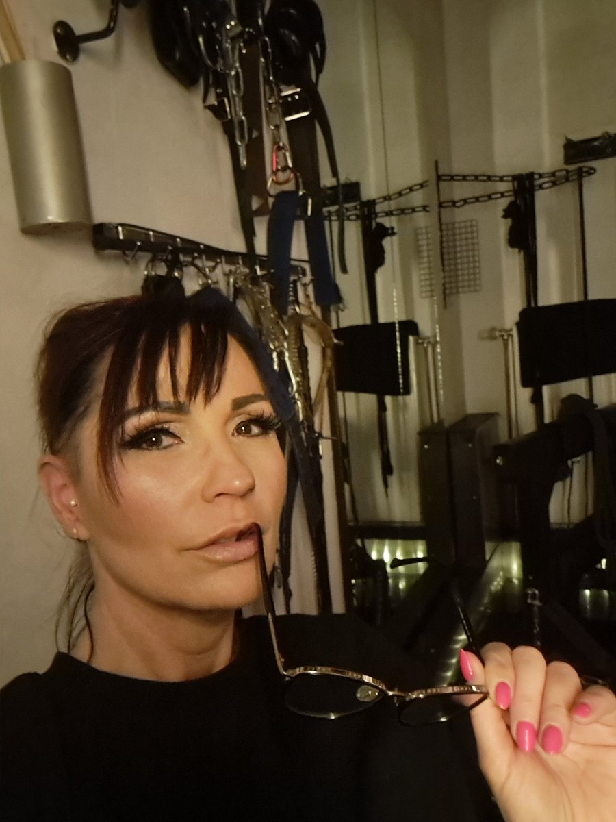 Madame Marcella tweet media