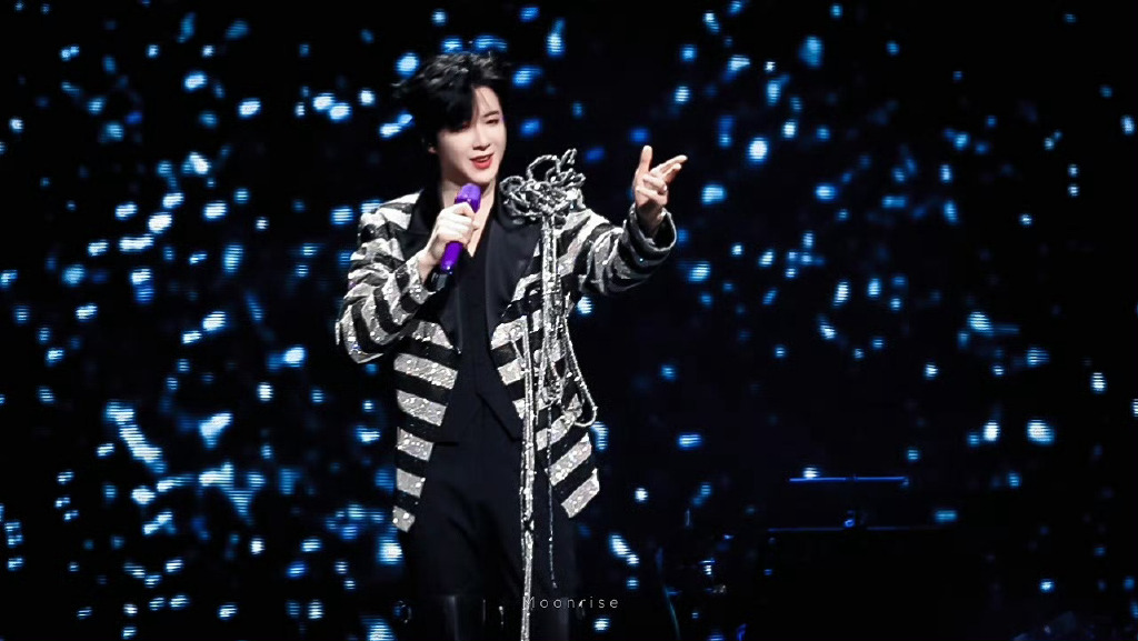 obert sophie tweet media