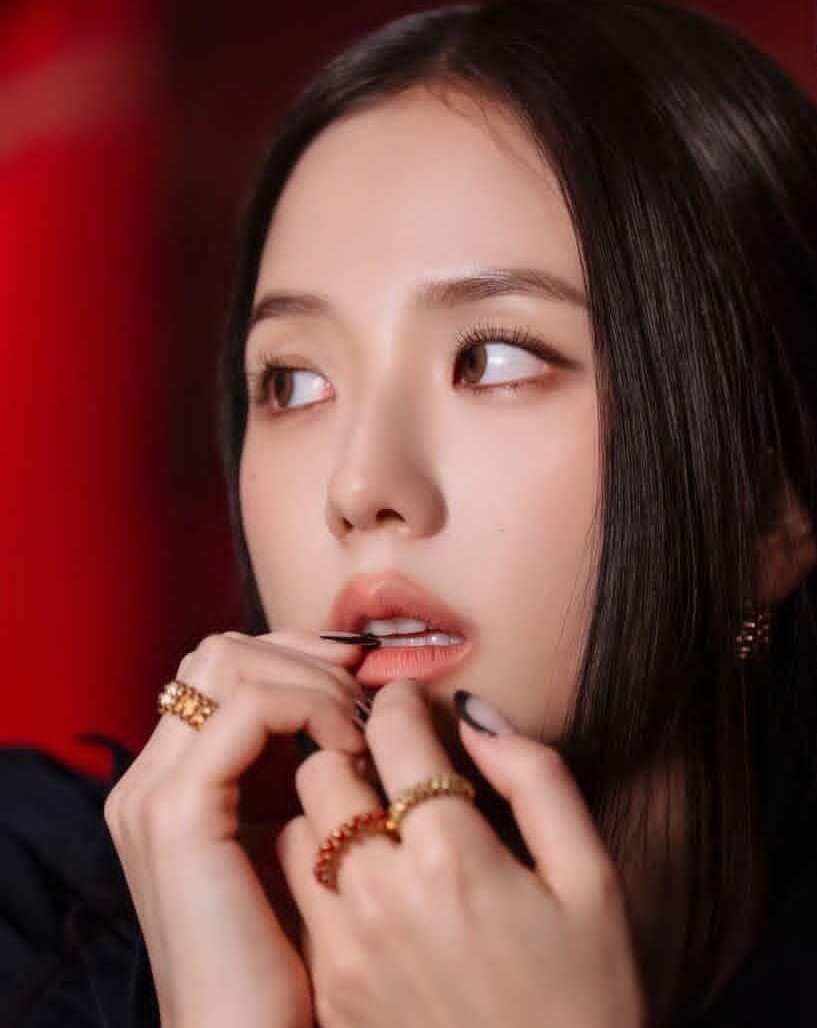 𝘚𝘦𝘰 𝘔𝘪𝘳𝘢𝘦'𝘴 𝘎𝘪𝘳𝘭𝘧𝘳𝘪𝘦𝘯𝘥🎧🐰 tweet media