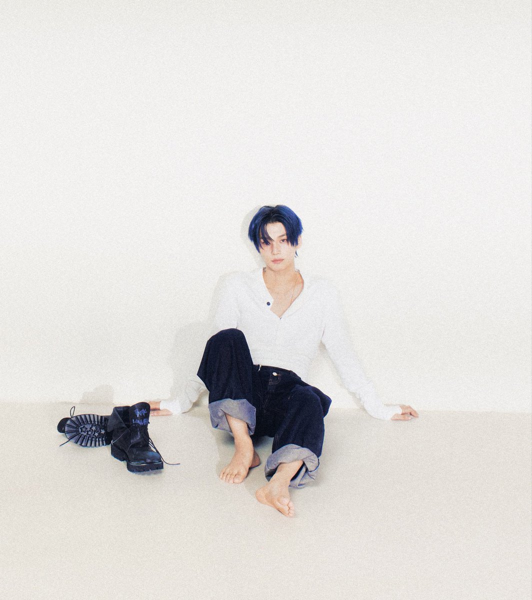 260407 🦊 PROFILE UPDATE

[pfp change]
[background change]