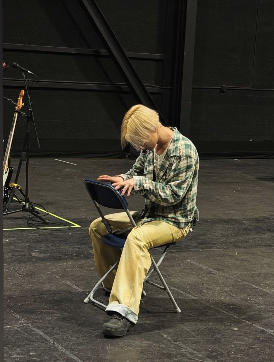 Backstage09tm's tweet photo. 260407 탬스타그램

Taemchella Coming Soon🥁🥁🥁

#태민 #TAEMIN #テミン #泰民 https://t.co/FbSWLDtOxm