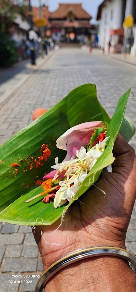 നായരുണ്ണി tweet media