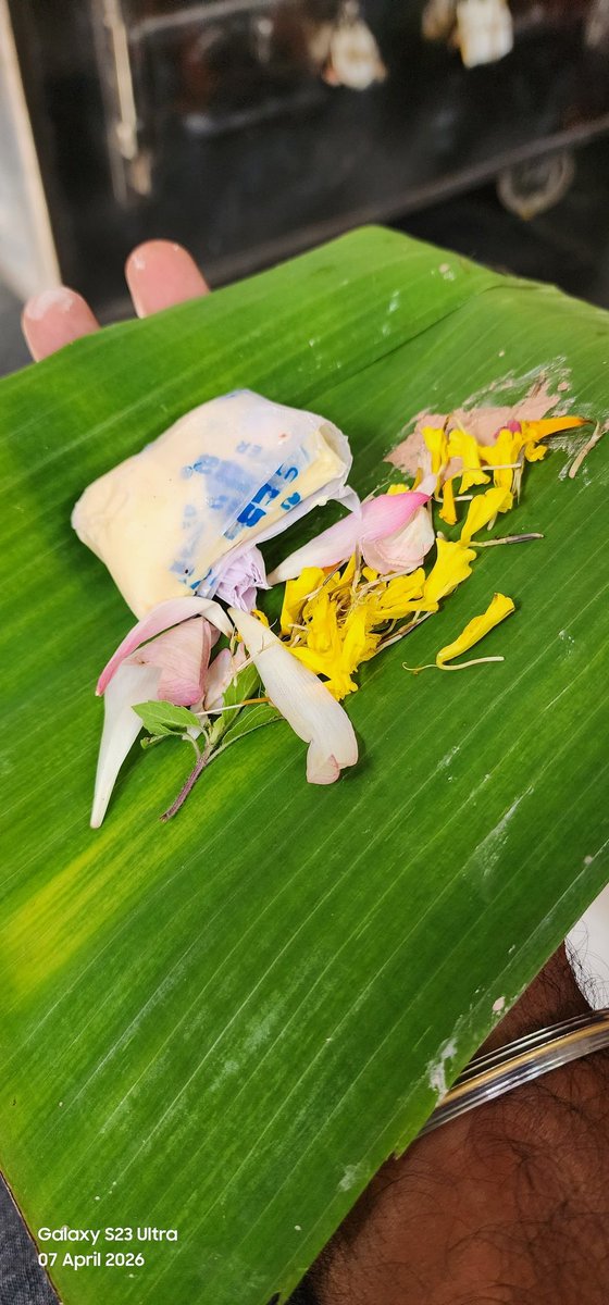 നായരുണ്ണി tweet media