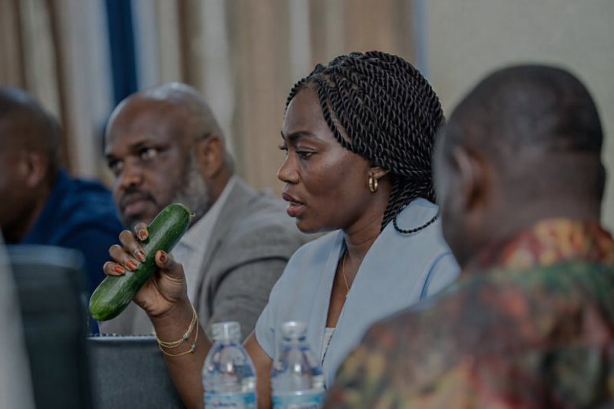 Béatrice Shako (Bs) tweet media