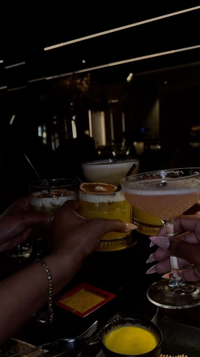 Kiraa.base.eth 🖤🟡✳️ tweet media