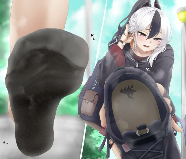 ZackAllenPMZ's tweet image. Wouldn’t you love to bury your nose in my gym/work shoes freak 🤭 

The scent might be too much for a cute little thing like you though~

Only one way to find out 😘 

#2dfd #findom