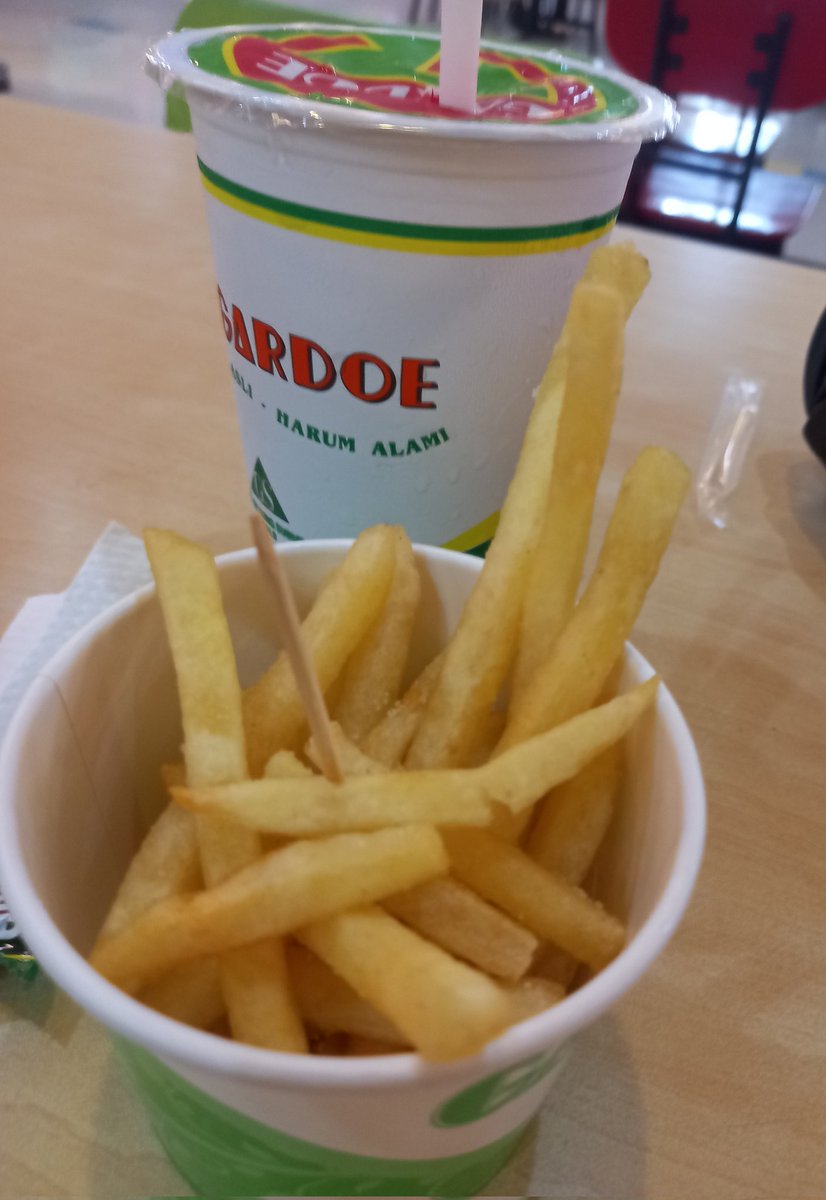 Sap 🍃 tweet media