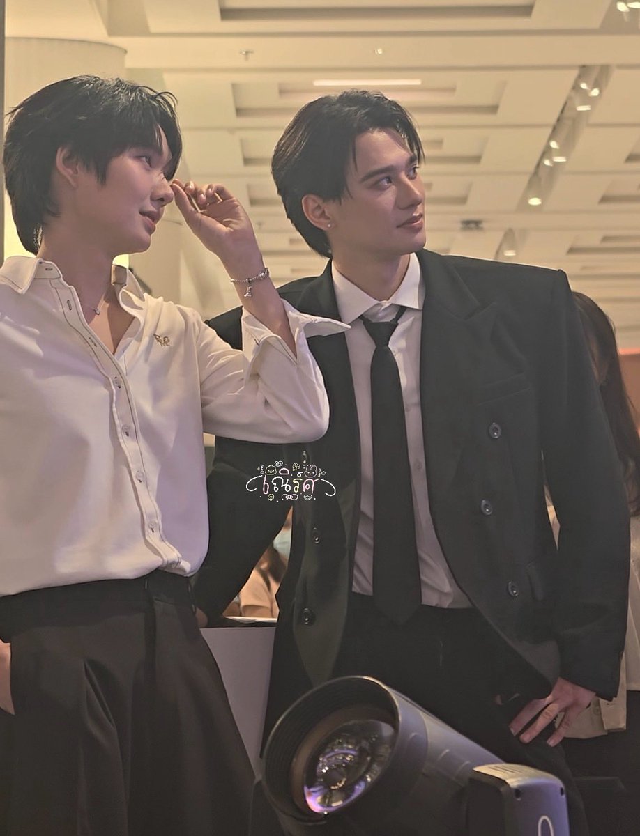 เณิร์ศ tweet media