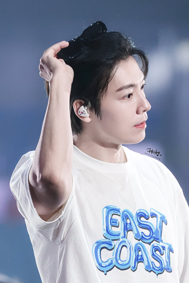 케이엠 tweet media