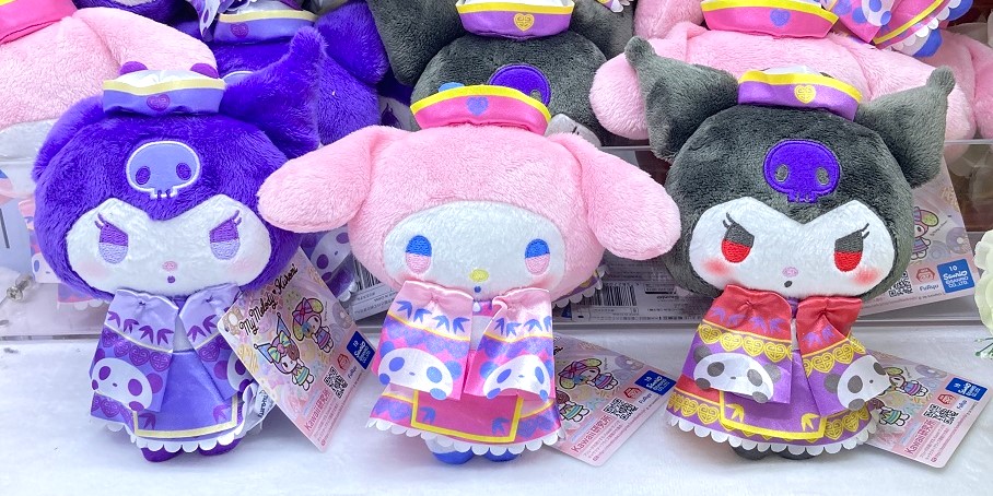 景品情報】 マイメロディ・クロミ ロリータキョンシーぬいぐるみ 入荷