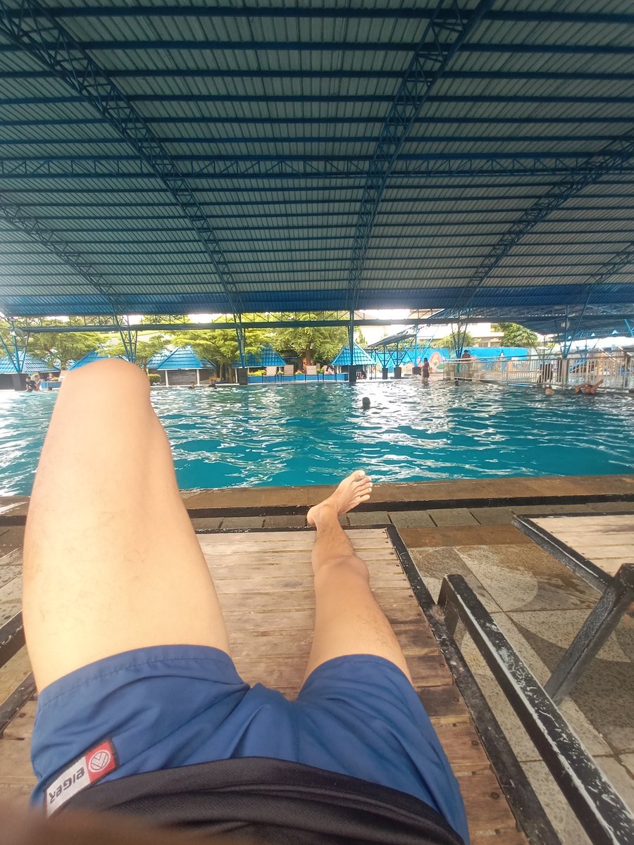 Dekheluxkh's tweet photo. Coba tebak lagi dimana?
#gaymakassar #makassar https://t.co/raHgSJrSYS