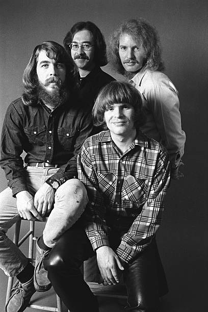 elsotaescala's tweet photo. #bersions
1348.- #TheBeastsOfBourbon "Graveyard Train" -1984- (#JohnFogerty) #CreedenceClearwaterRevival -1968-
https://t.co/PoEdHKFJX9 https://t.co/HXbuPB7VMm