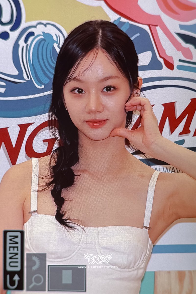 혜리 롱샴 행사 현장 사진(공개 게시물 이미지)