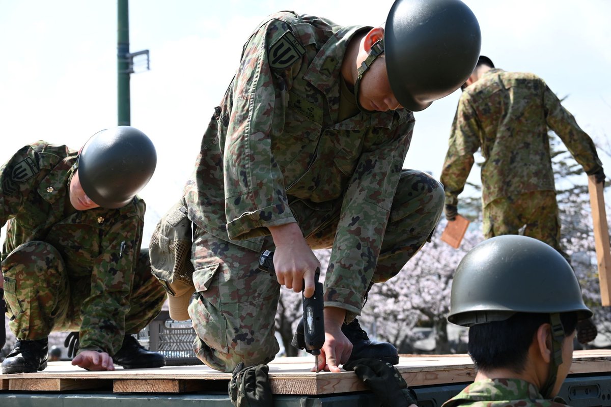 陸上自衛隊　第４師団 tweet media