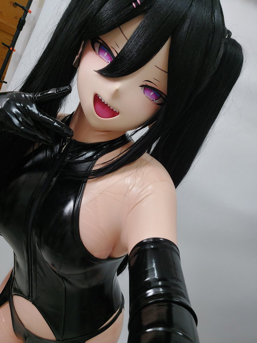 Noi_Asami's tweet photo. 皮+肉膠+para
手指好疼_(:з」∠)_ https://t.co/WYSkDyktzw