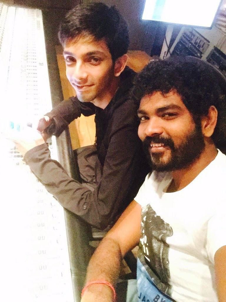 SonyMusicSouth's tweet photo. From the cult heartbreak #Enakenna to the tunes that makes us fall in love..🥹
Love, with the tune - with the words and every other line.. 🤍
The feels of the chirpy #Senjitaley to the flow of #Dheema.. this magic has it’s way 🪄✨
The NAAN PIZHAI breeze blew so hard that we also believed “Azhagaai Malarvadhu Pol, Udhirvadhu Kaadhal” 🥺
From our favourite DUO 💕 Here’s the next treasure - #POOKATTUM from LIK for y’all 🌸 (https://t.co/3CESYaCKiV)
THE @vigneshshivN X @anirudhofficial MAGIC! 🤩