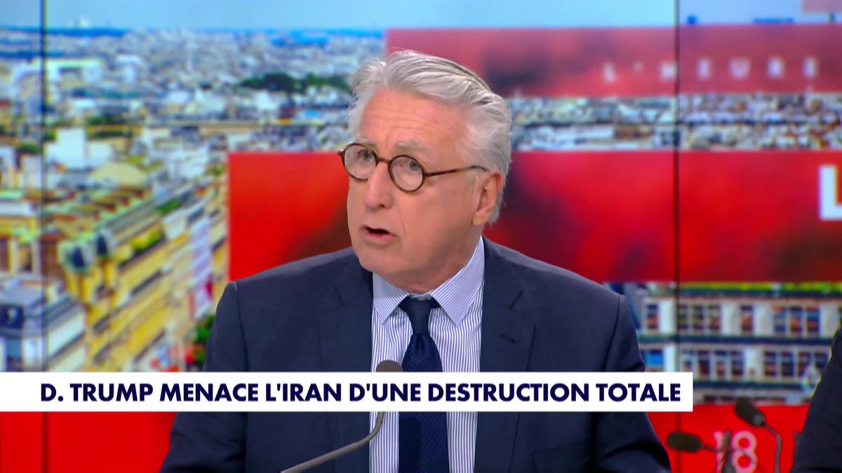 Image for the Tweet beginning: Trump « Il y a