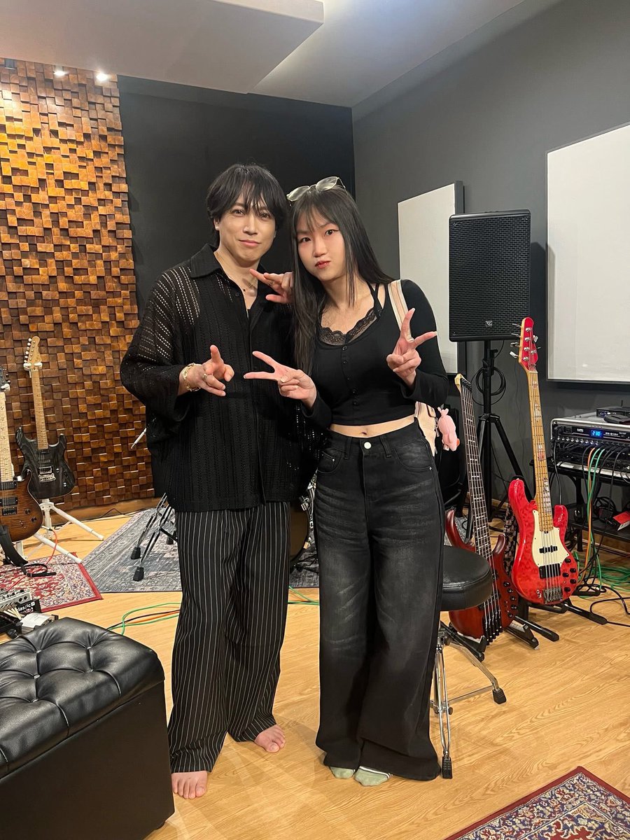 MarryMarryJane tweet media