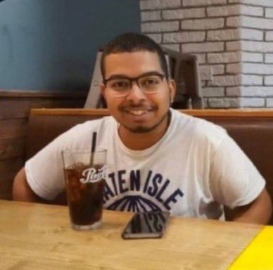 People who look like this should be forced to wear a bag over their head when going out