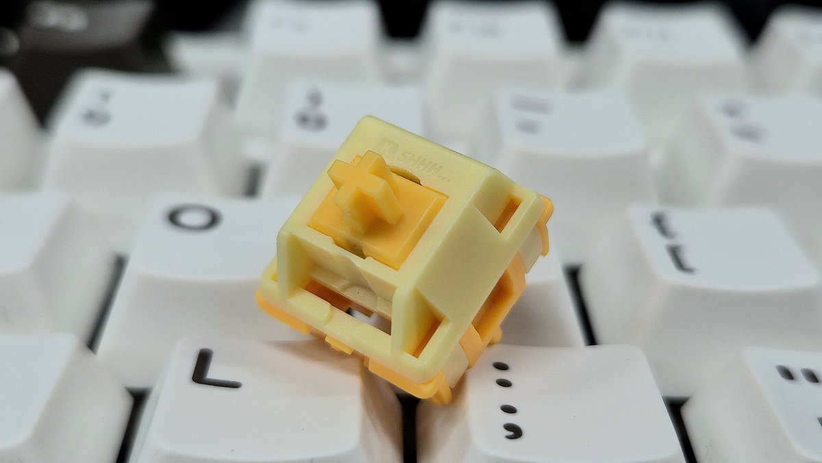 Shh tweet media