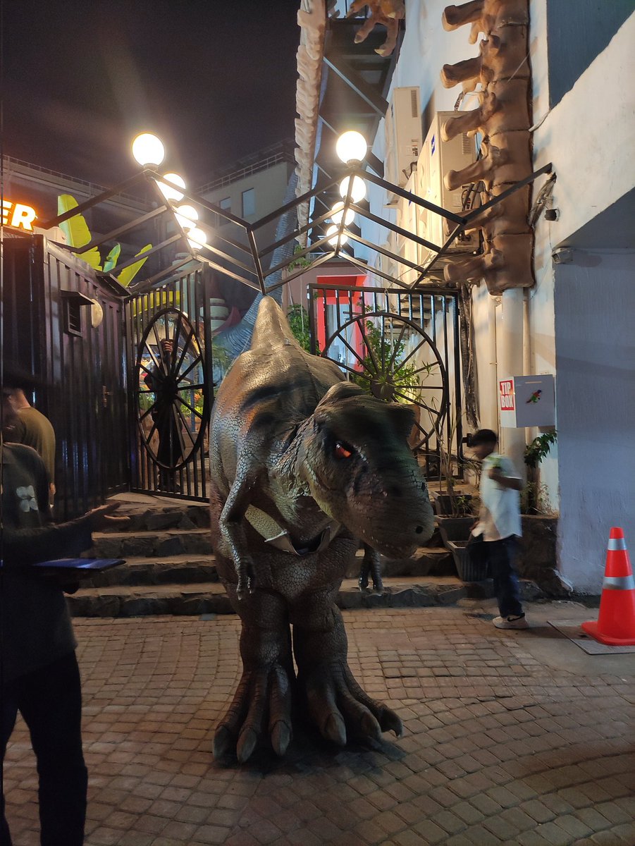 Taimoor. tweet media