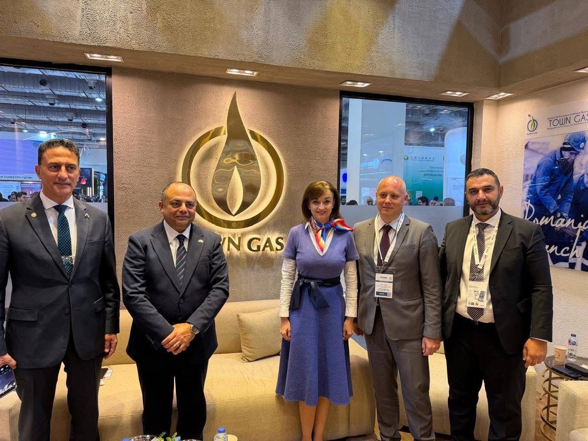 aricegovro's tweet photo. 🇷🇴🇪🇬 Romania at #EGYPES2026 – Cairo 
Between March 30 and April 1, 2026, Romania was represented at one of the most important energy events in the region – Egypt Energy Show 2026, held in Cairo. Brought together leaders, government institutions, international companies. #arice https://t.co/eGPp2Nf3oi
