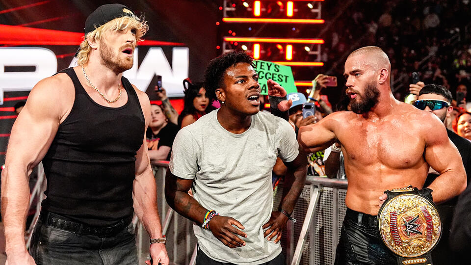 WWEItalia's tweet image. L’atmosfera in vista di WrestleMania si scalda! 🔥 @Obaofwwe e @BrockLesnar sono al centro dell’attenzione,… e molto altro a WWE Raw! Scopri i risultati 👉 tinyurl.com/y6ee42fb

Rivivi le emozioni dello show on demand su @discoveryplusIT! #DiscoveryPlus