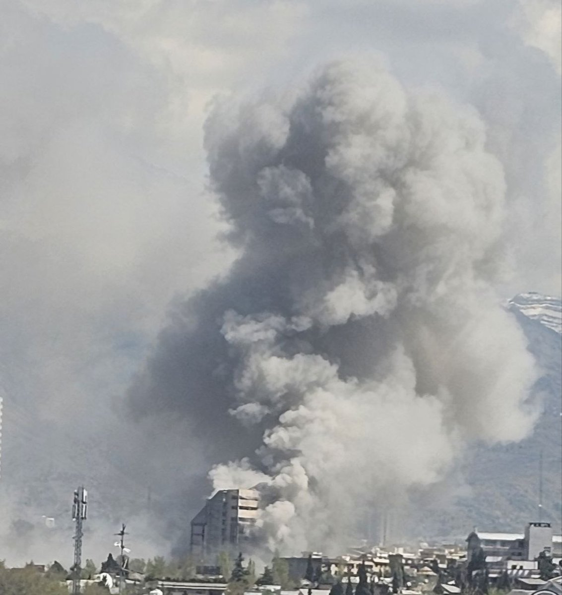 BabakTaghvaee1's tweet photo. BREAKING: Israeli and U.S. air forces are now heavily bombing Tehran, capital city of Iran. The left image shows multiple explosions in Shahrake Gharb, western Tehran, while the right image shows explosions targeting Iranian defense infrastructure in Khojir and Parchin, east of Tehran.

Today (April 7, 2026), between 10:15 and 10:35 AM, a coordinated multi-axis wave of airstrikes targeted Tehran.

At 10:15–10:20, around 14 cruise missiles were reported flying from Shahriar toward Tehran from west to east.

At 10:28, at least 7 cruise missiles passed at low altitude over Tehran Bazaar. Approximately 3 minutes later, multiple explosions were heard. At the same time, 2 explosions and air defense activity were reported in Sadeghiyeh.

At 10:29–10:30, the main strike wave began. In Shahrake Gharb and Saadat Abad, 5–6 explosions were reported along with multiple additional detonations described as severe. In Amirabad Shomali, one very heavy close-range explosion occurred. In central Tehran, including Moniriyeh and the Republic–Navab axis, fighter jets were flying at extremely low altitude while air defense systems were actively firing.

At 10:30, across western and central Tehran, including Sadeghiyeh, Gisha, Shadabad, and District 18, more than 10 missiles were observed passing overhead followed by delayed explosions. In Selsabil, more than 10 missile sounds were reported. Two large explosions were reported near Imam Sadegh University.

At the same time, in eastern Tehran, including Piroozi, Nabard, and Abu Zar, 10–12 explosions were reported following visible incoming missiles from the west. Low-flying jets were repeatedly maneuvering and striking targets.

Between 10:30 and 10:32, jets were observed flying at very low altitude over Tehransar, Mehrabad Airport, and eastern districts. Explosions and air defense engagement were reported across the city.

Between 10:31 and 10:33, additional heavy explosions occurred in Shahrake Gharb and Saadat Abad, including at least 4 more blasts. Tehransar reported explosions alongside very low aircraft passes. Central Tehran continued to experience explosions and active air defense fire.

By 10:33–10:35, explosions continued across Tehran, while strikes were also confirmed in Khojir and Parchin, indicating simultaneous targeting of strategic military infrastructure east of the city.

#OperationEpicFury #OperationLionsRoar