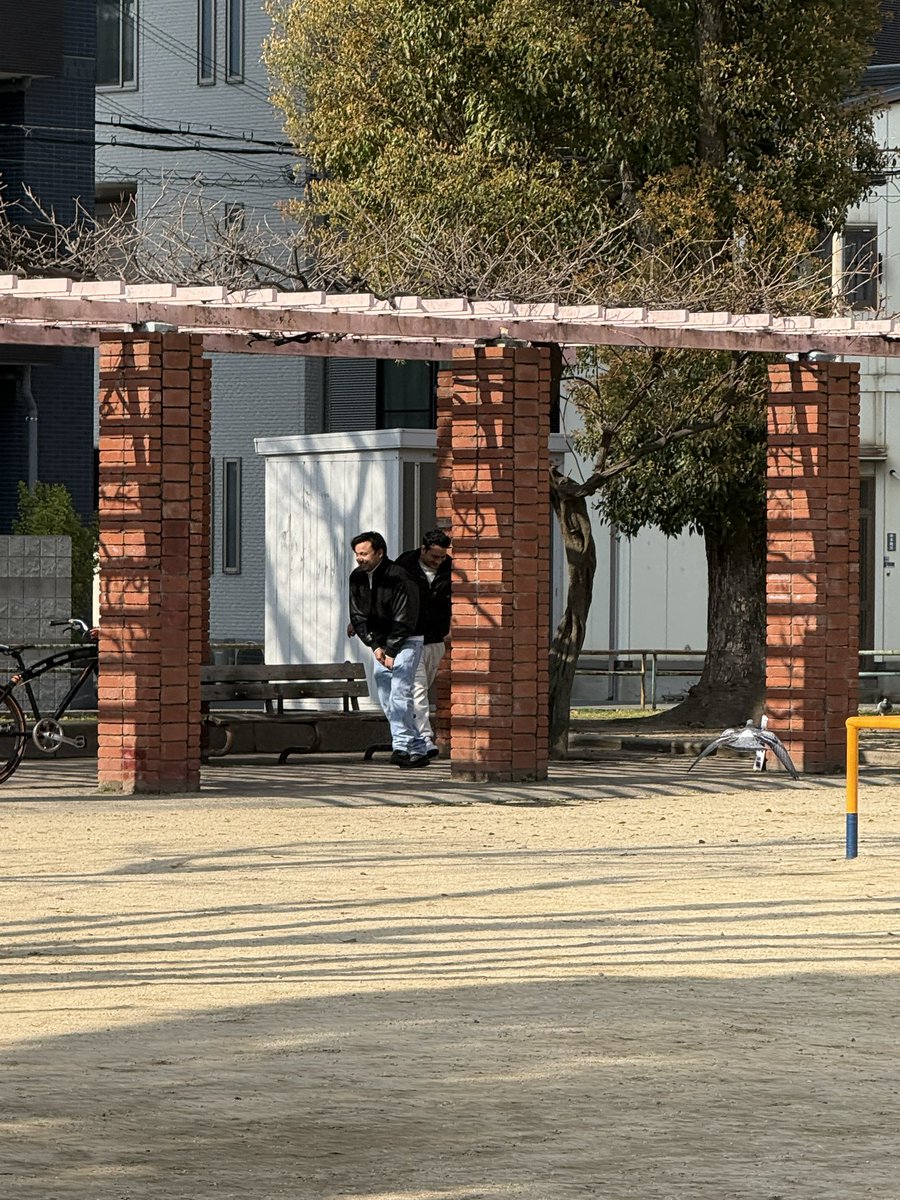 浪速者 tweet media