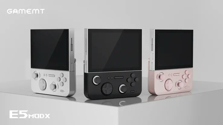daily_gadget_jp's tweet photo. 「GameMT E5 ModX」が発表！画面を外せばスマホ用Bluetoothパッドに変わるAndroidハンドヘルド、PSP世代まで動作
https://t.co/nyWFlBPsoQ
#デイリーガジェット #GameMT https://t.co/lktkb1tuC0