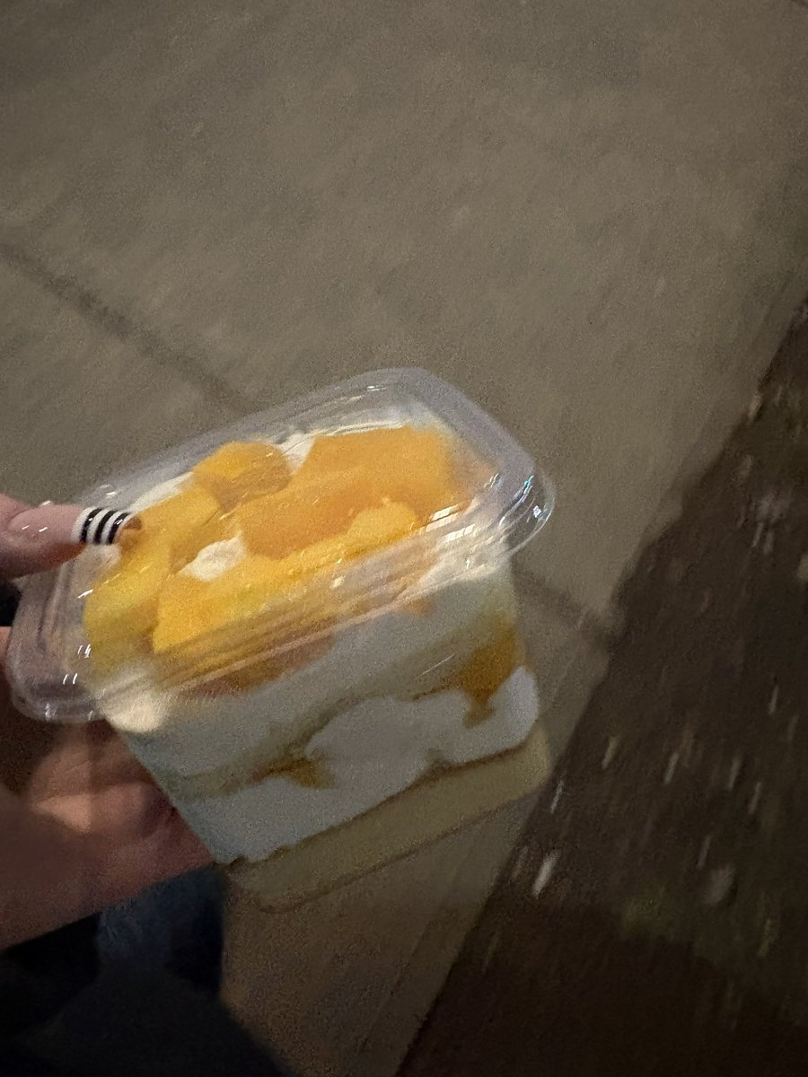 starcandycals's tweet image. been junkorexic lately this is why im fat #yum