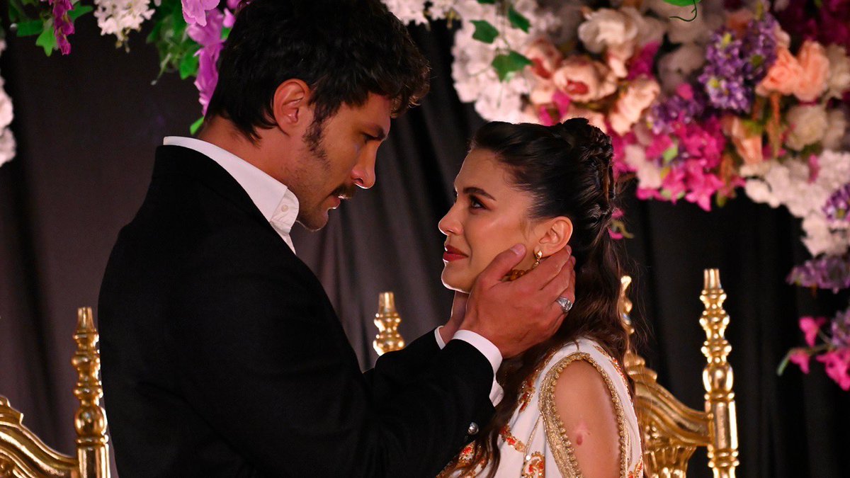 pelin söylemez tweet media