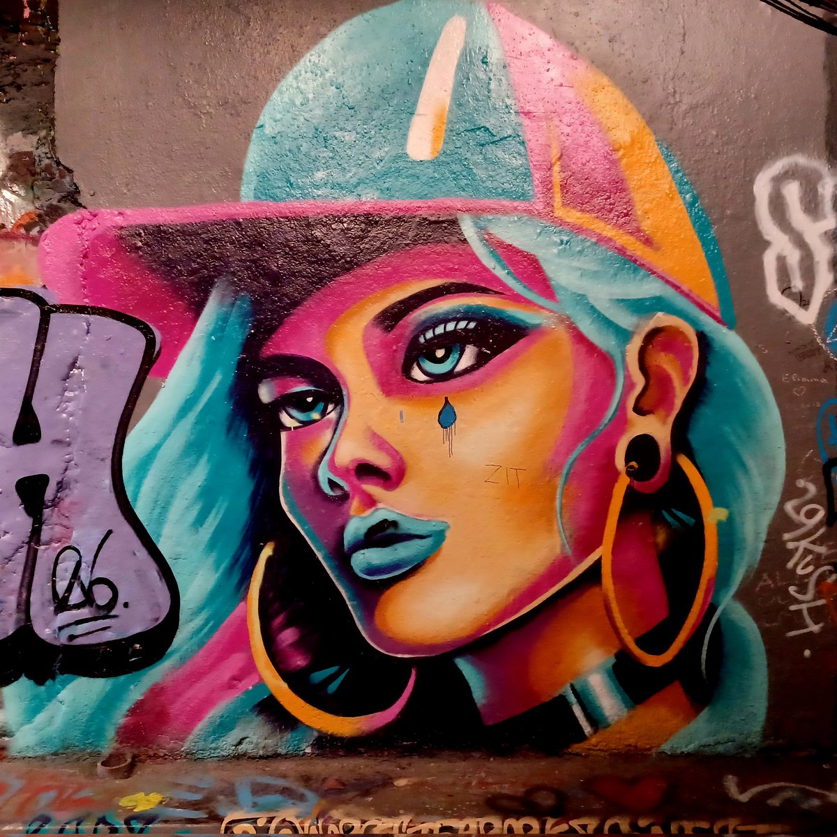 StartLicensing's tweet photo. Some #portraits of @LeakeStArches @leakestreet - always good to see new #artwork in #leakestreet #Waterloo
One of London's best #freeattractions
@WeAreWaterlooUK
#AbrahamO #Radz https://t.co/ZxjsEeJ72Y
