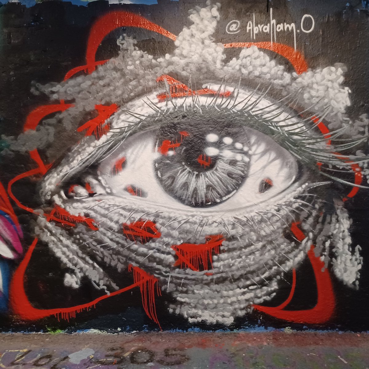 StartLicensing's tweet photo. Some #portraits of @LeakeStArches @leakestreet - always good to see new #artwork in #leakestreet #Waterloo
One of London's best #freeattractions
@WeAreWaterlooUK
#AbrahamO #Radz https://t.co/ZxjsEeJ72Y