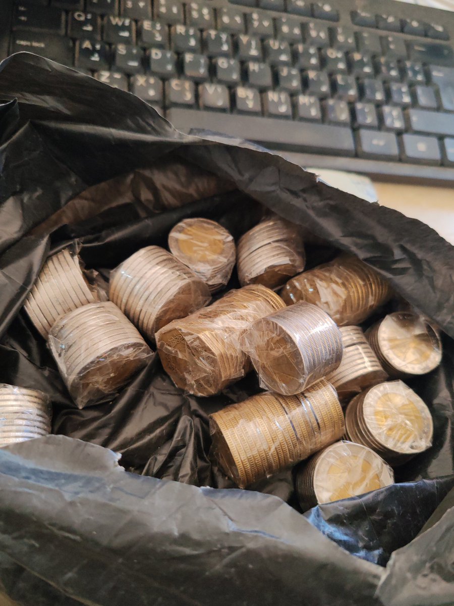 مُــحَـــمـــدْ tweet media