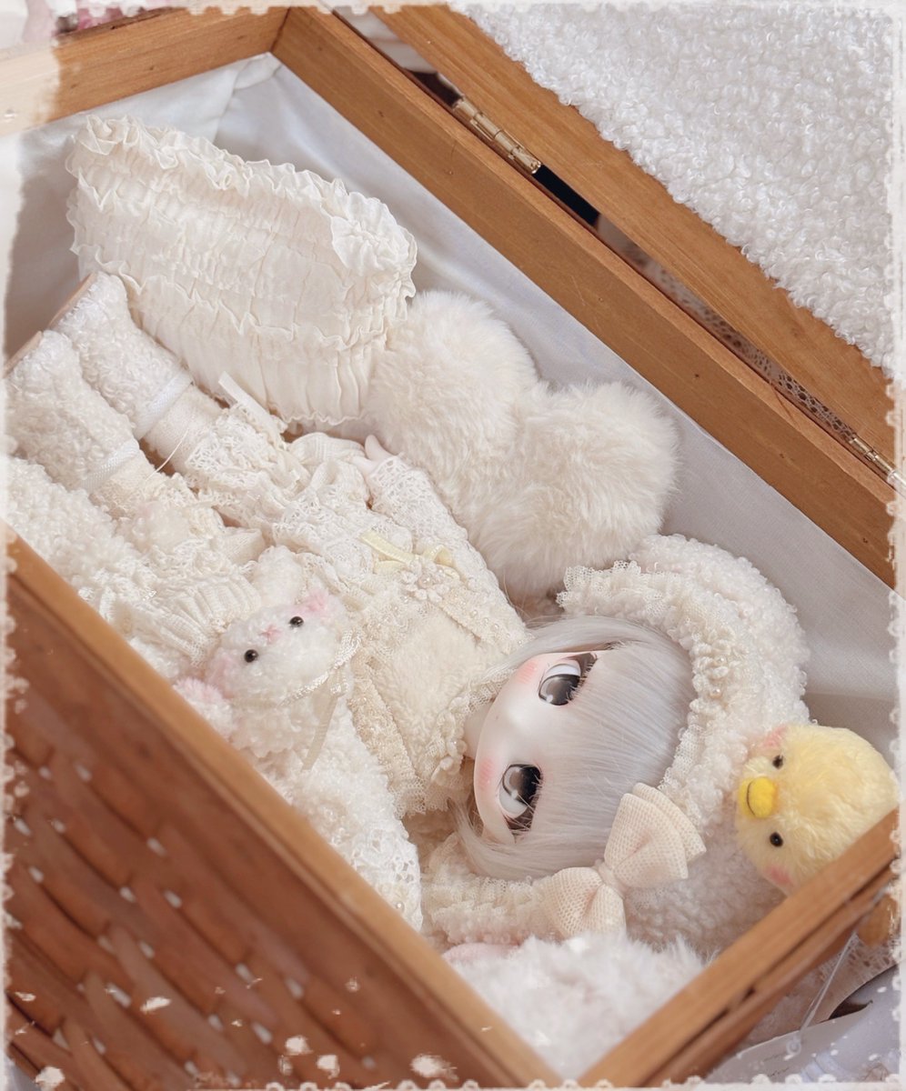 くりこponette tweet media