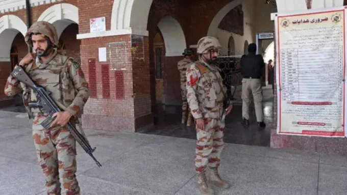 انفجار و درگیری مسلحانه در ایالت بلوچستان پاکستان رخ داد