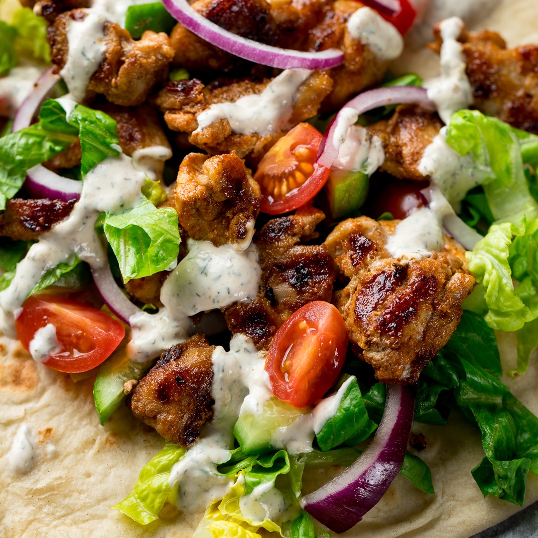 KitchenSanc2ary's tweet image. Chicken Shawarma  
Traditionally the meat is cooked on a vertical spit, unfortunately I don't have one, so I cook my chicken on a cast iron griddle.  If you don’t have one, then you can BBQ or grill the chicken.
kitchensanctuary.com/chicken-shawar…
#Foodie #streetfood #recipe