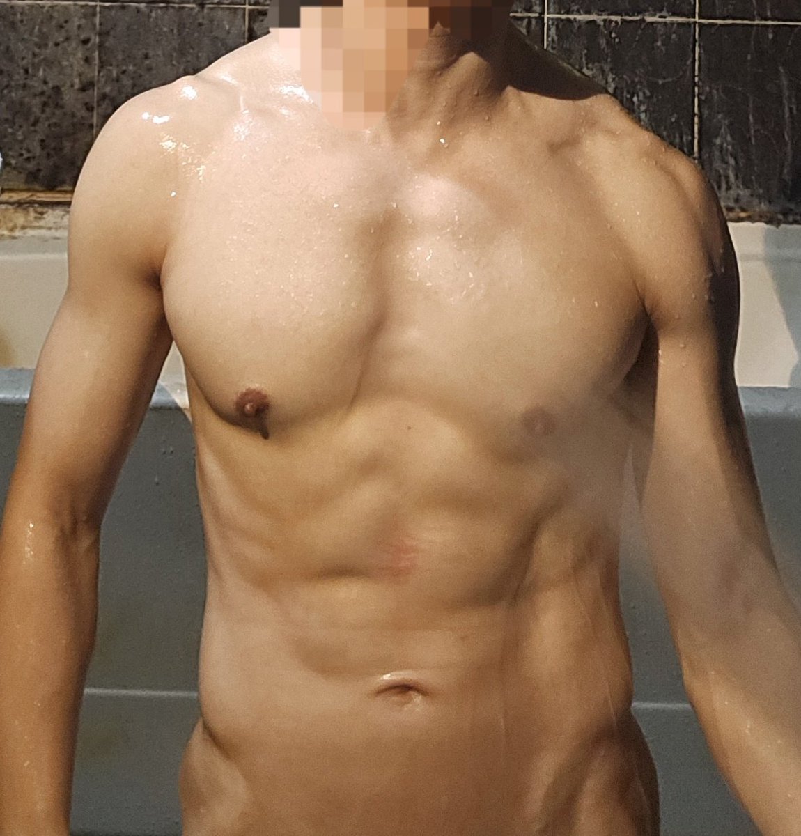 放蕩浮萍_Read tweet media