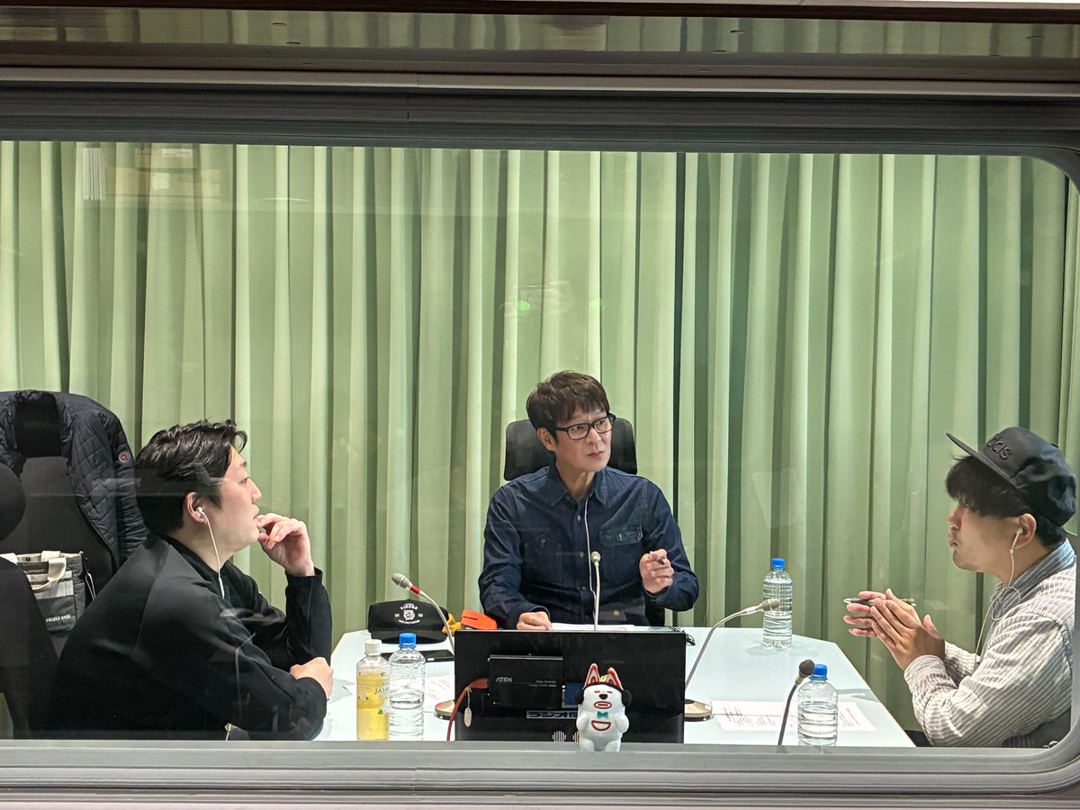 yumetsuka's tweet photo. 📻今夜19時はラジオ関西「夢つか」放送📻

今日からなが～いGWのリスナー��んも��ますか🤩
お仕事の方もお休みの方も夢つか聴きませんか‼️

春バテについて楽しくお話しますよ～～🔥

#夢つか #ラジオ関西 #春バテ #GW https://t.co/xi6gAUwtxT