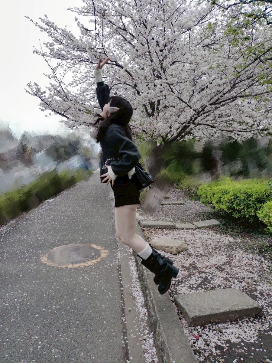 はすみ萌香 tweet media