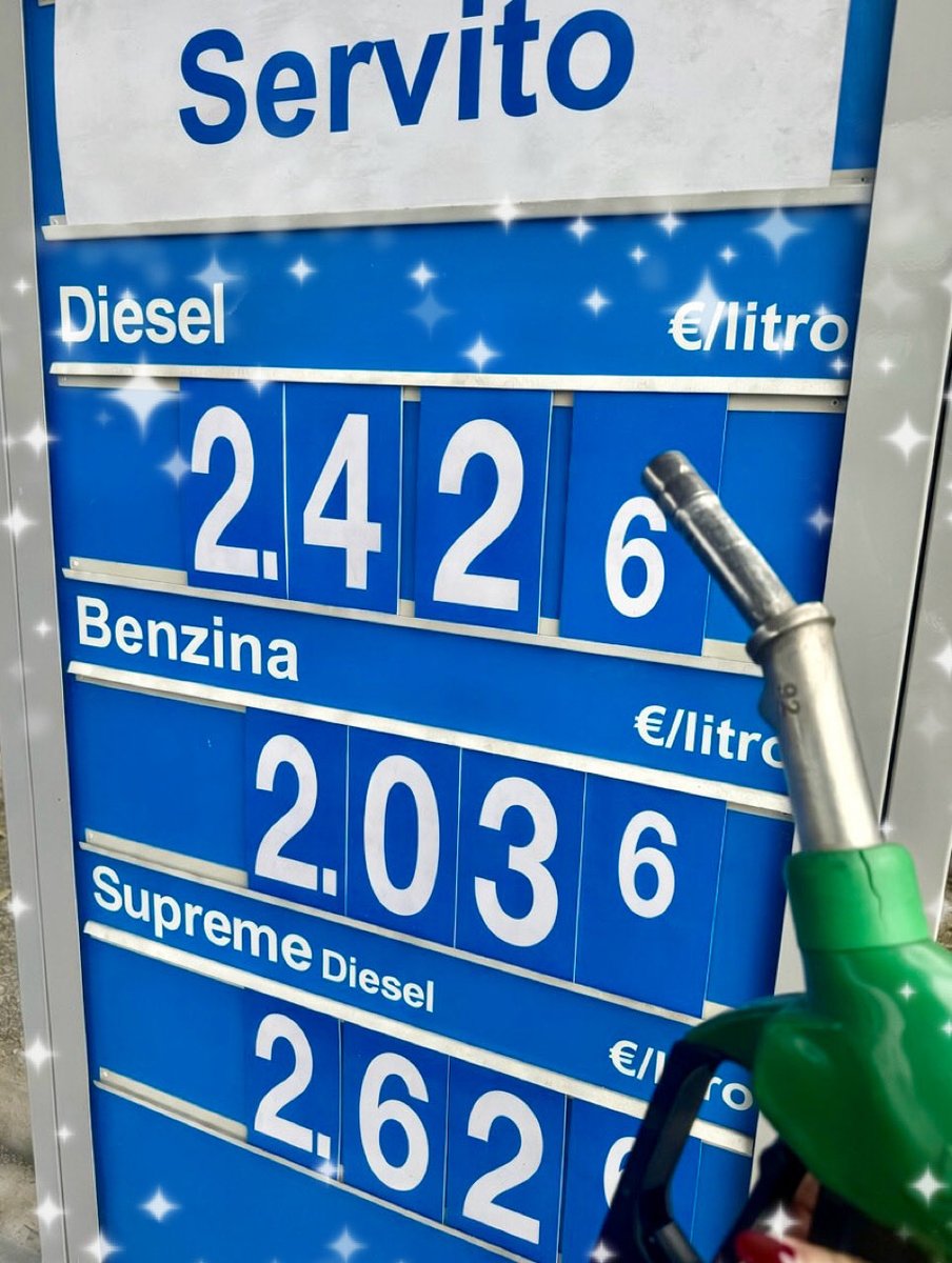 Mambo Italiano tweet media