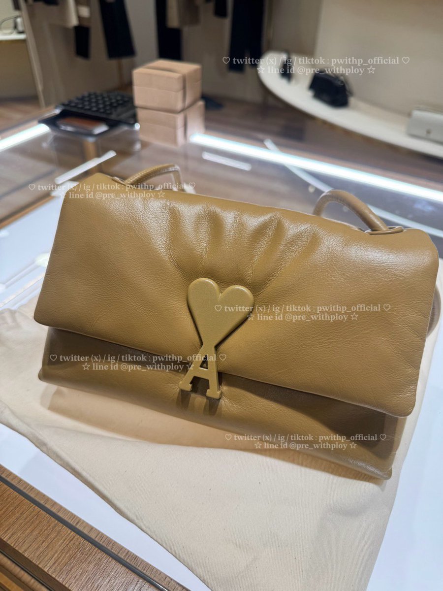 pwithp_official's tweet image. ทีม #prewithploy เก็บ Ami Paris ให้คุณลูกค้าค่ะ
❣️หลายๆคนอาจจะรู้จักน้องเค้าเพราะเสื้อผ้า
โดยเฉพาะ cardigan แต่จะบอกว่าช่วงนี้ กระเป๋าและเครื่องประดับ ก็ขายดีไม่แพ้กันเลยค่ะ ค่าตัวดีกว่าไทยทุกชิ้นน้า🫶🏻🫶🏻