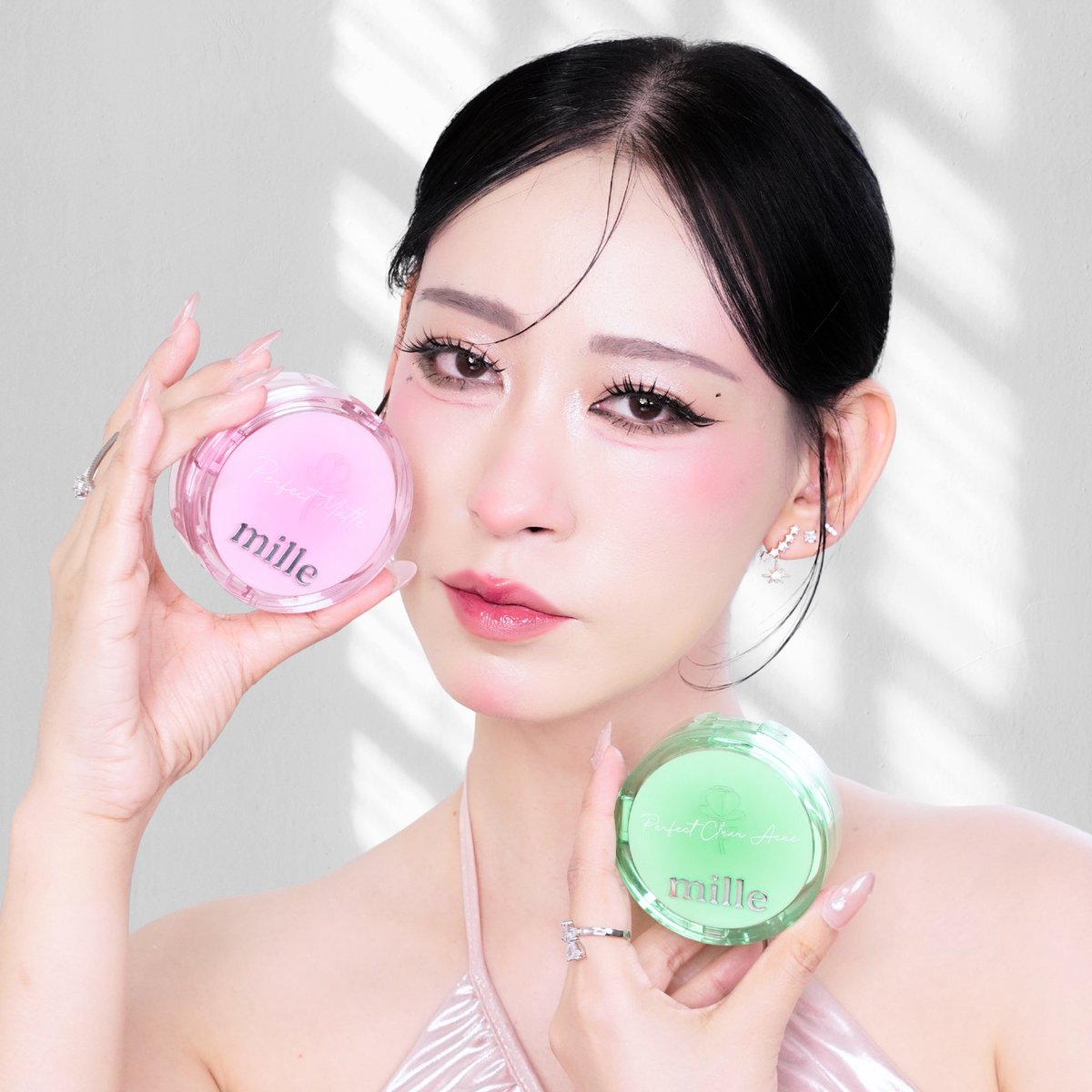 𝑀𝑈𝑅𝐴 𝐺𝐼𝑅𝐿 🪞 tweet media