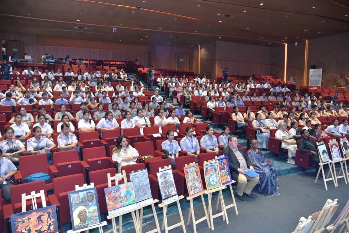 MUKANGIRA1's tweet photo. I thank the High School students who exhibited informative Art works  in Delhi this morning, reflecting the 1994 Genocide against the Tutsi in Rwanda,as well  Teachers &amp;students who attended the session.Gratitude to the UN in India for continued support in this awareness program. https://t.co/0JzrLm6RLa
