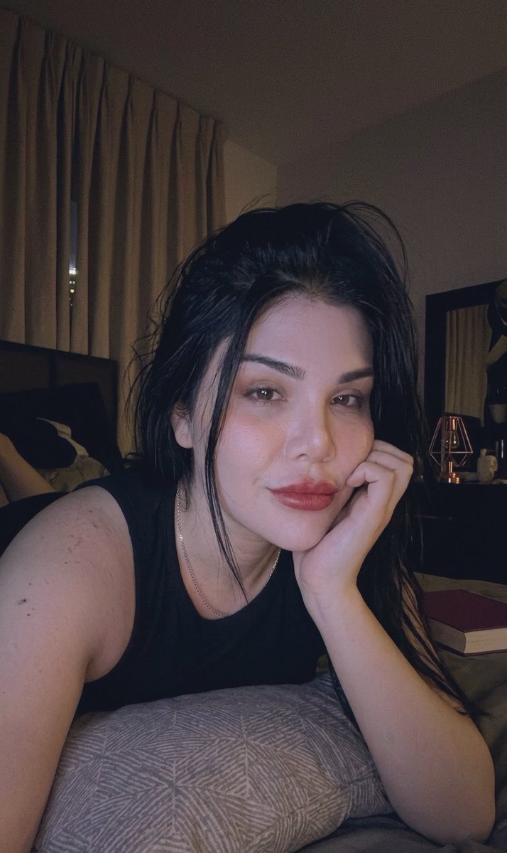 lamarrash_arg's tweet photo. La marrash sin make up, icono siempre  @lamarrash69 #madrefundadora #reinadeladark #lamarrash #trianasanchez #lauritadubai https://t.co/g2pVUAa0DZ