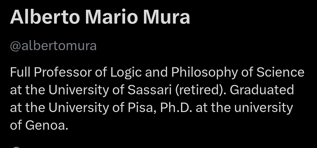 Yujumuzh's tweet photo. @FuiBionda @Silviaxx28 Se questo è un professore universitario #LaMerda https://t.co/jNXjhQ2q3r