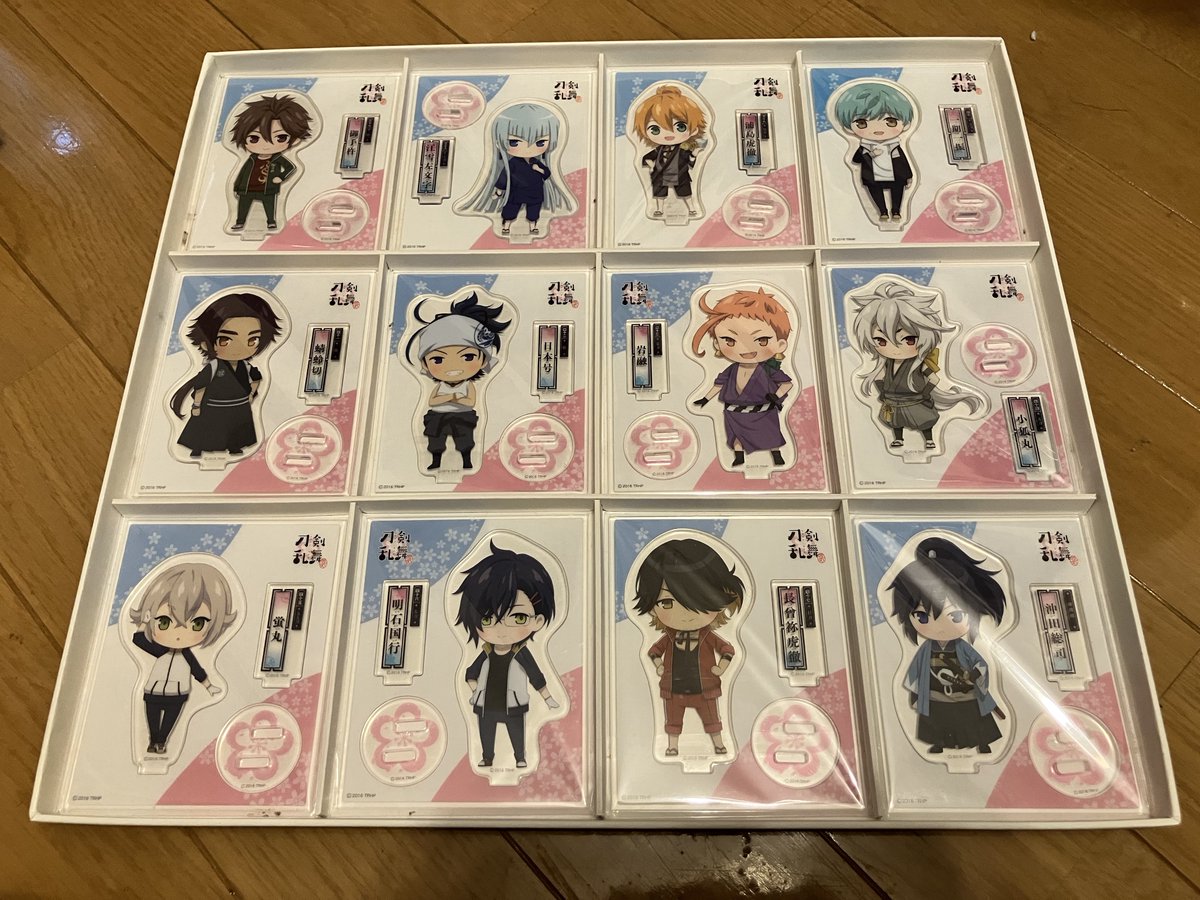 fukacam_003's tweet photo. あと花丸アニメの円盤特典購入のアクスタまとめて欲しい人いらっしゃったりします…？クソでかいので手渡しのみ・箱があまり綺麗ではないです。アクスタは全て未開封・ほぼ光にも当ててないのでそこまで劣化はしてないはず… https://t.co/I5BXxUgII4