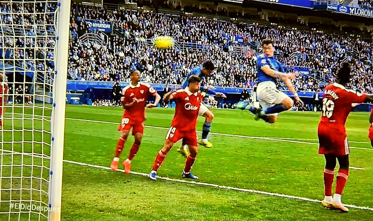 Siendo colistas ( casi descendidos ) y esas gradas......... Somos un CLUB INMORTAL.
#GanarAlCelta.
#HalaOviedoEterno.
#RealOviedo.