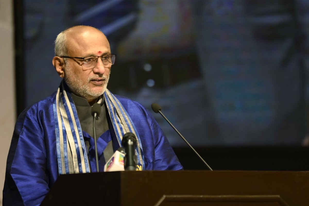 airnewsalerts's tweet image. New Delhi: Vice President C.P. Radhakrishnan addresses the 39th Convocation Ceremony of #IGNOU. He says that the true strength of a nation lies in the knowledge, values, and capabilities of its people.

He adds that institutions like IGNOU play a key role in strengthening the